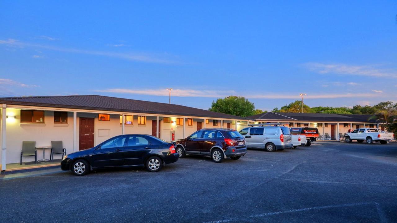 James Street Motor Inn Toowoomba Esterno foto